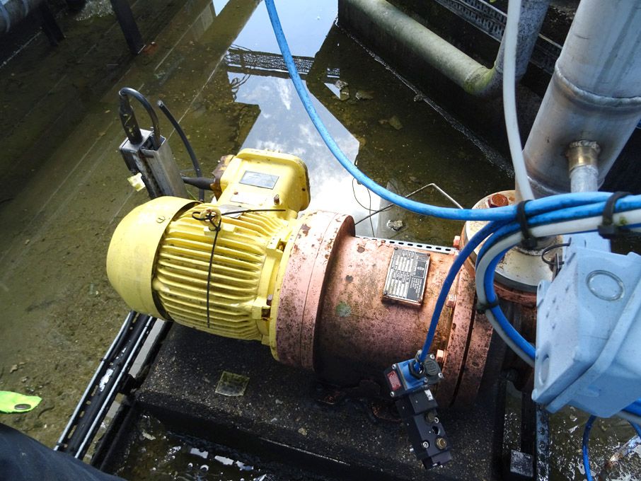 2x Mag Flow pumps with 5.5kW motors