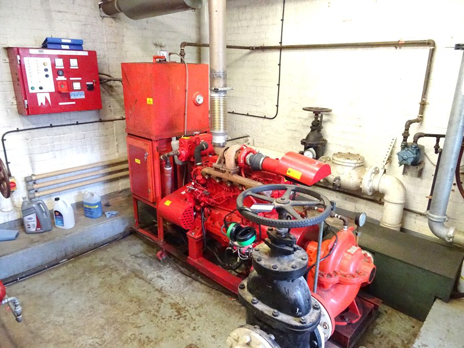 Skid mounted fire pump: Clarke JU6HWI32 diesel mot...