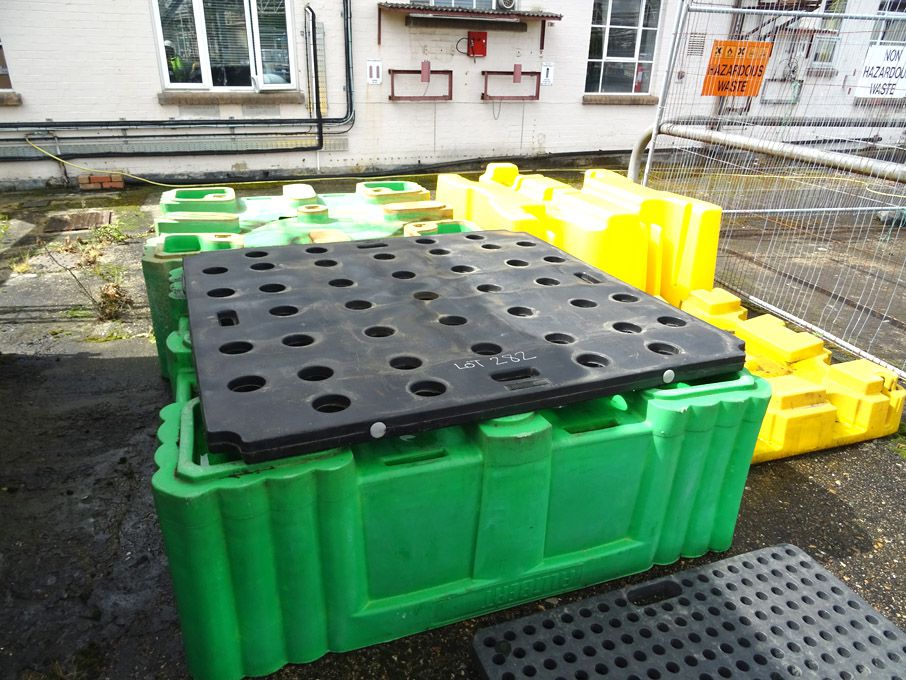 3x various size Allibert etc oil drum stands / dri...