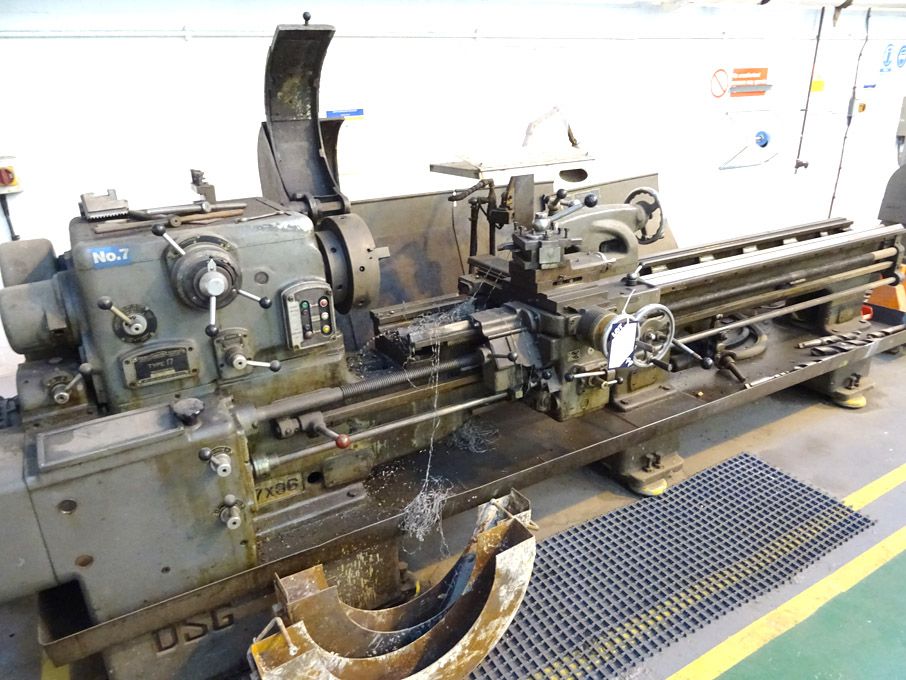DSG 17x96 heavy duty gap bed centre lathe, 17" swi...