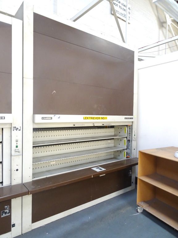 Kardex Lektriever 110E - 2011 vertical storage car...