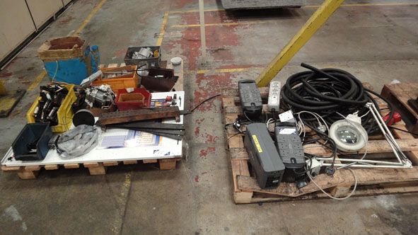 Qty Belkin back up supply sockets, timer switches,...