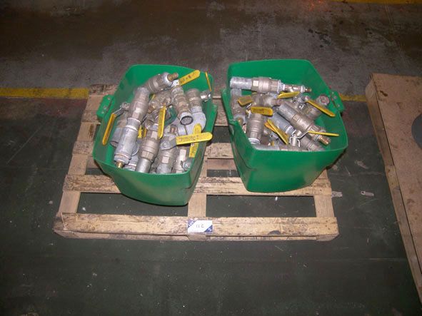 Qty air shut off valves, 1 1/2" dia pipe