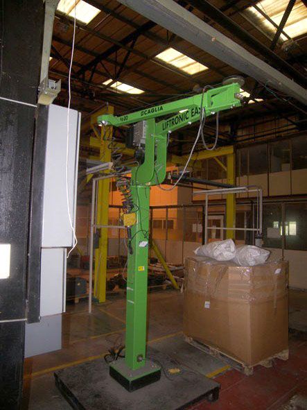 Scaglia Liftronic Easy floor mounted manipulator 8...