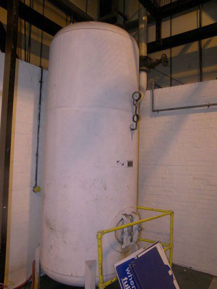 Abbott floor type air receiver
