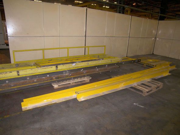 Qty 1m high barrier rails, various lengths & floor...