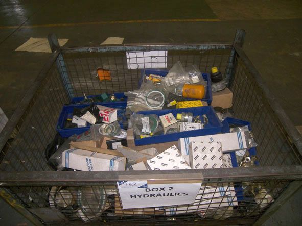 Qty hydraulic spares - see list Box 2 (downloads)