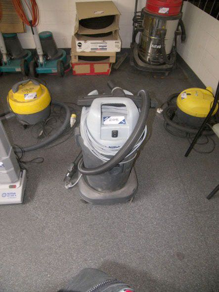 Nilfisk GWD 300 industrial hoover, 240v
