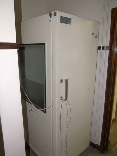 IAC medical research & examination chamber, 240v