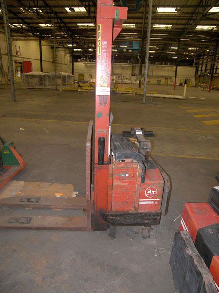 BT LFS1250 electric ride on high lift pallet truck...