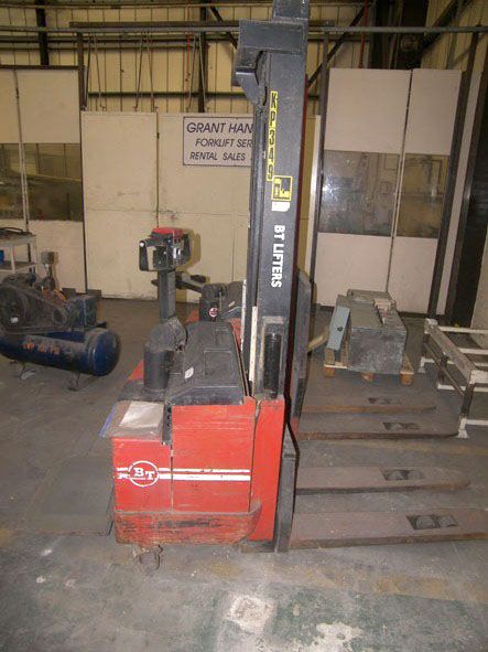 BT LFS1250 electric ride on high lift pallet truck...
