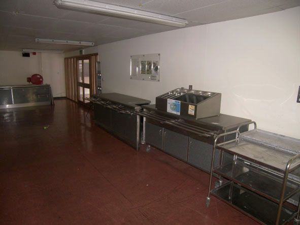 2 Hygienic heated serving stations, cutlery dispen...