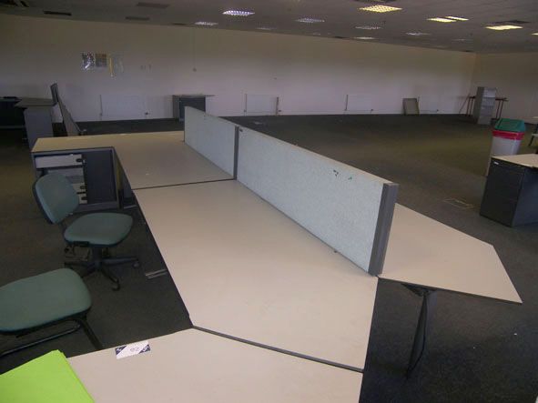 5x computer workstations with roller shutter stora...