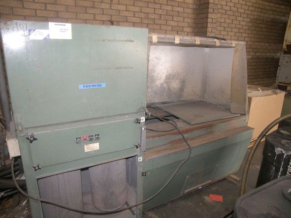 Dustcheck SFB1600 fettling booth, 750x1400x750mm I...