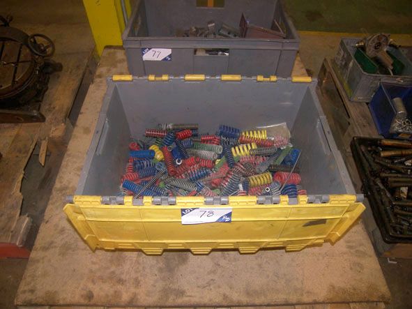 Qty various size springs