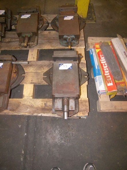 8" machine vice