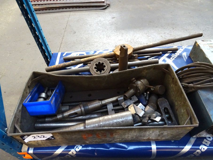 Qty various tap handles, tool holders etc - Lot lo...