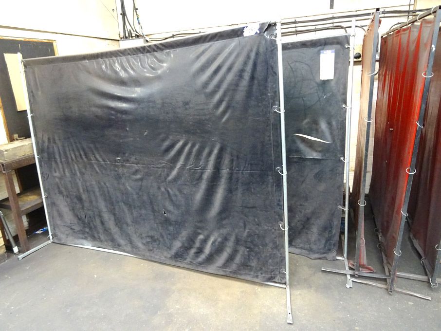 7x Futuris etc floor type welding curtains - Lot l...