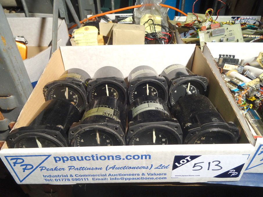 Qty various Smiths differential pressure gauges, -...