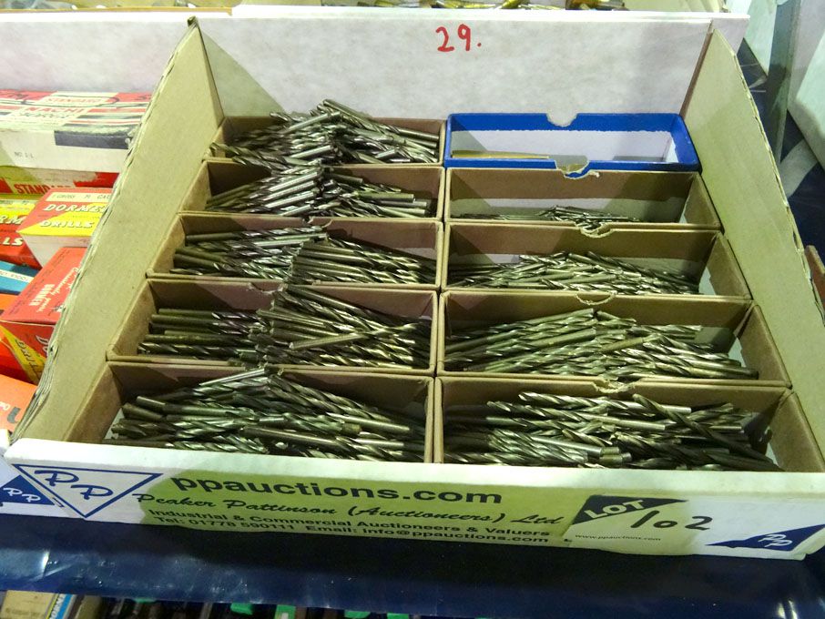 1000 approx HSS straight shank twist drills to 4mm...