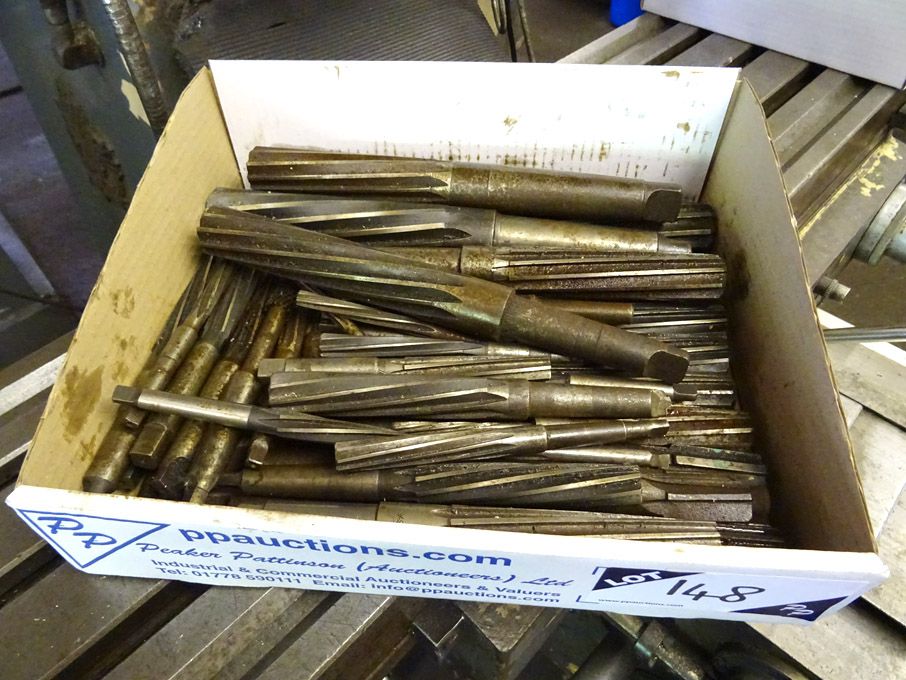 Qty HSS taper shank reamers to 1 1/4" approx