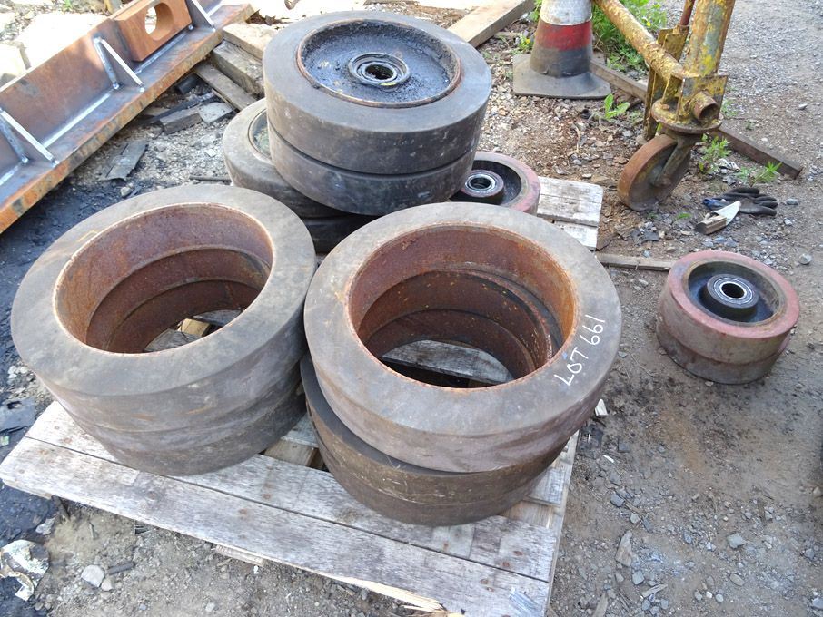 Qty various solid rubber forklift truck wheels, 3x...