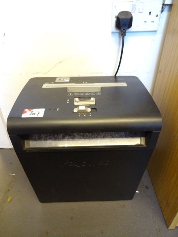Fellowes P-48C electric paper shredder
