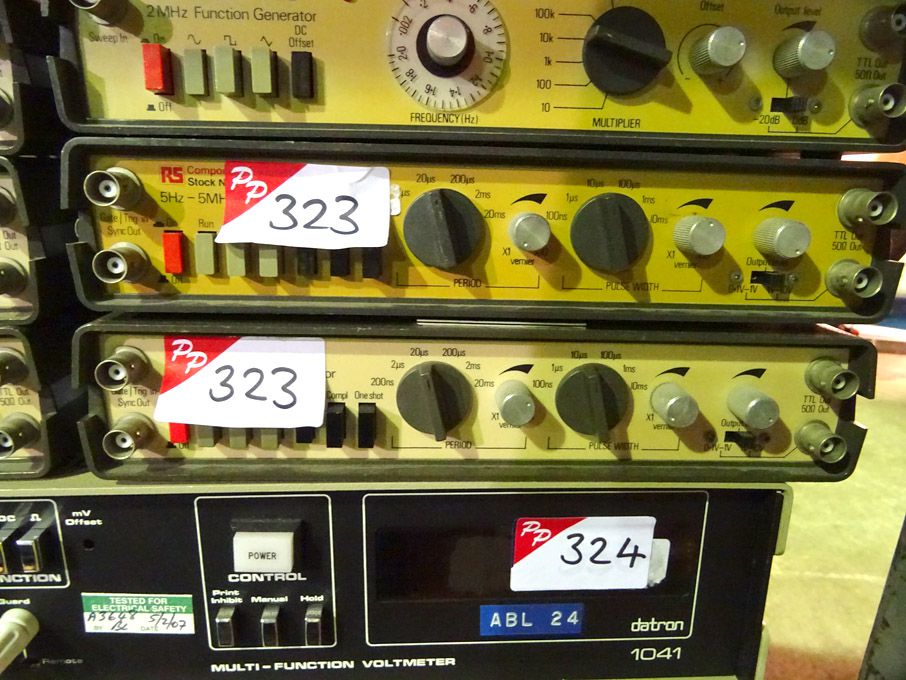 RS Components function generator, 5Hz - 5MHz, Than...