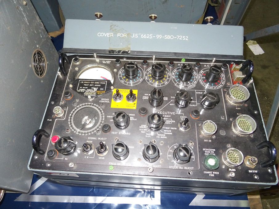 Plessey PLI / 2 / 75 ASDIC test set - Lot Located...