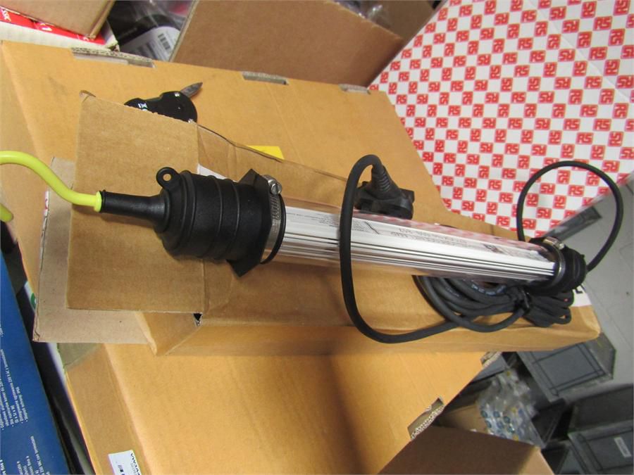 Inspection hand lamp, 8W, fluorescent, RS P/N 6038...