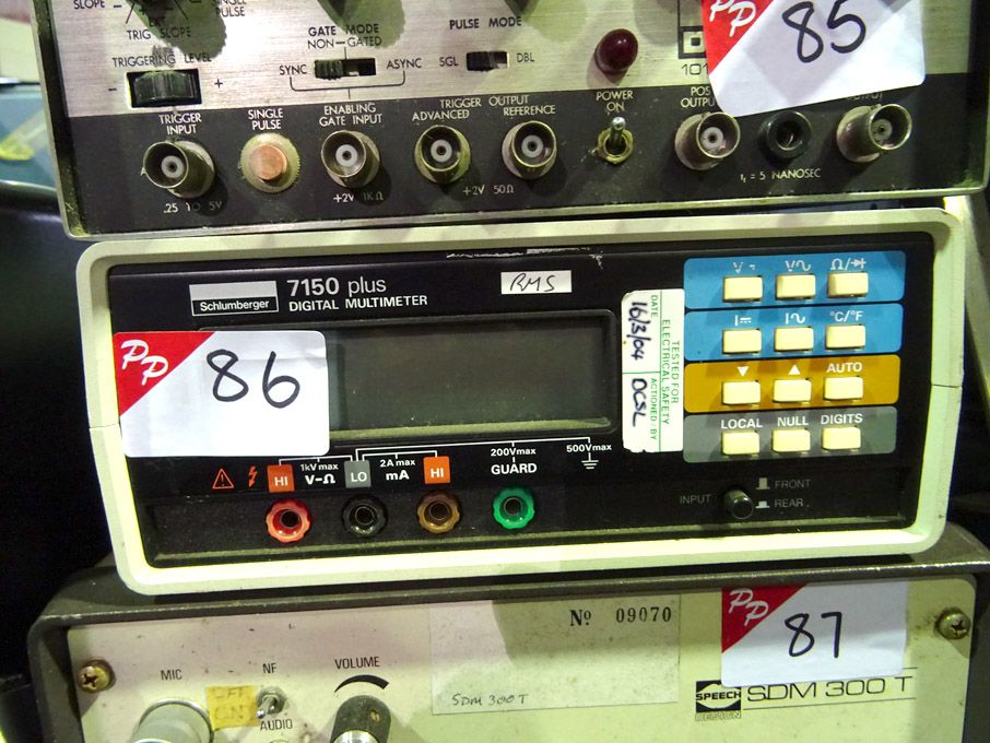 Solartron 7150 Plus digital multimeter - Lot Locat...