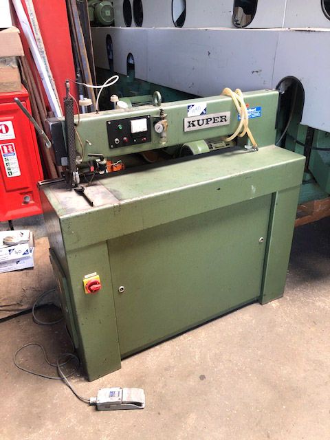 Kuper veneer sewing / stitching machine - Lot Loca...