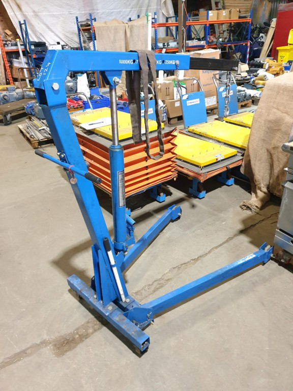 National Machinery mobile 1 ton engine hoist - Lot...