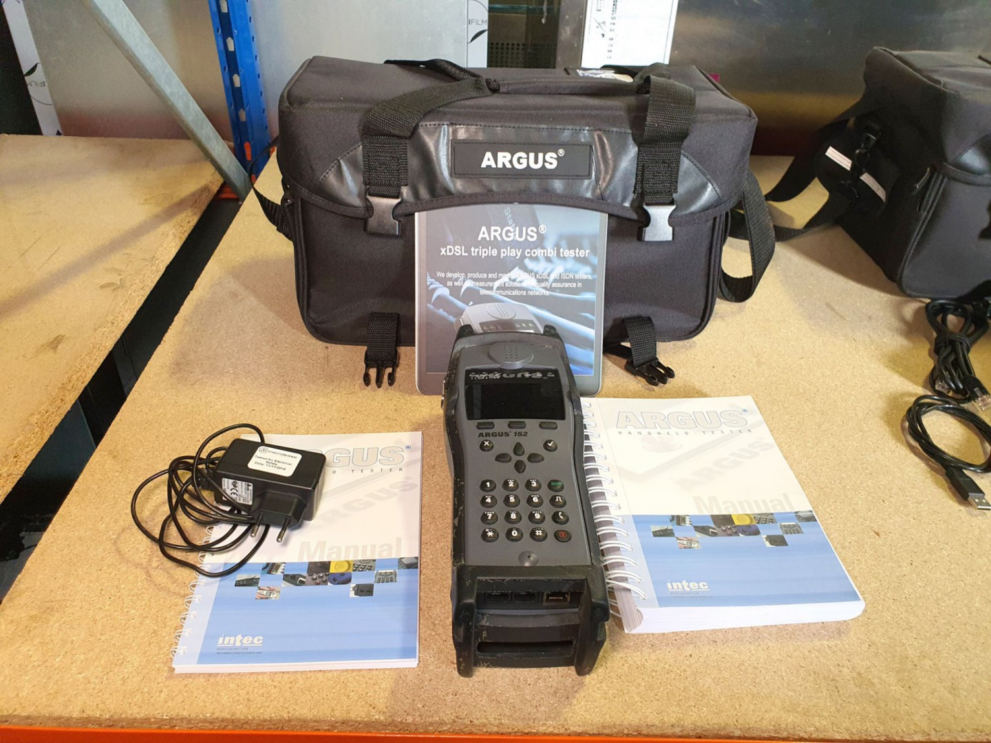 Argus 152 test set with equipment in case