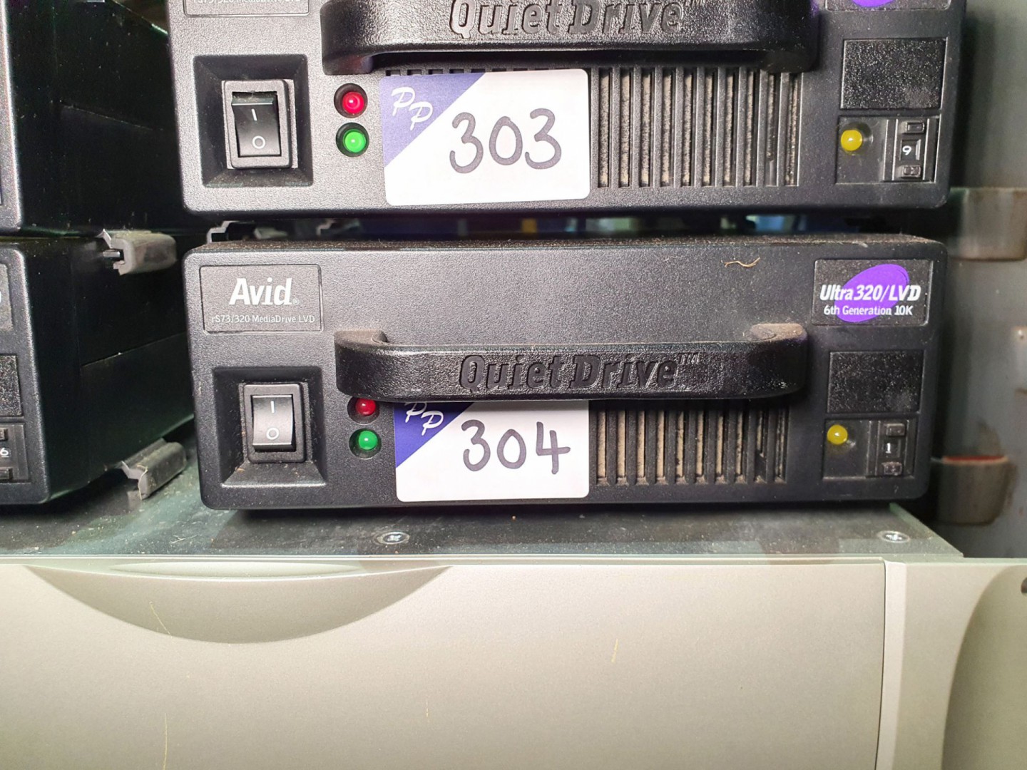 AVID rS73/320 MediaDrive LVD Ultra320/LVD 6th gene...