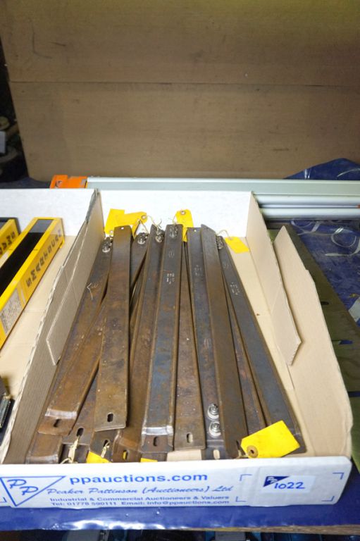 15x Bray chromalox heating bars, 240GA, 1000W - Lo...