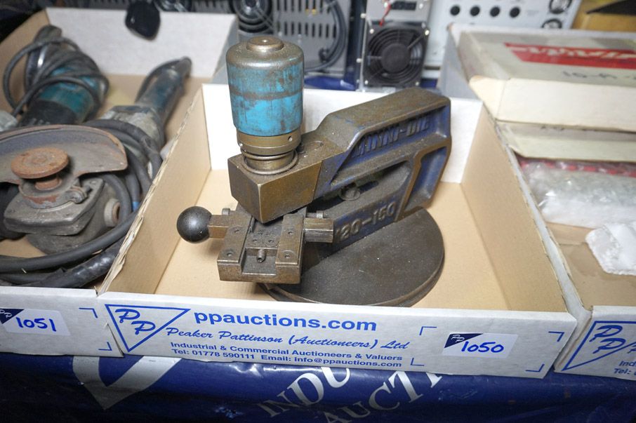 Mini die M20-150 punch tool - Lot Located at: PP S...