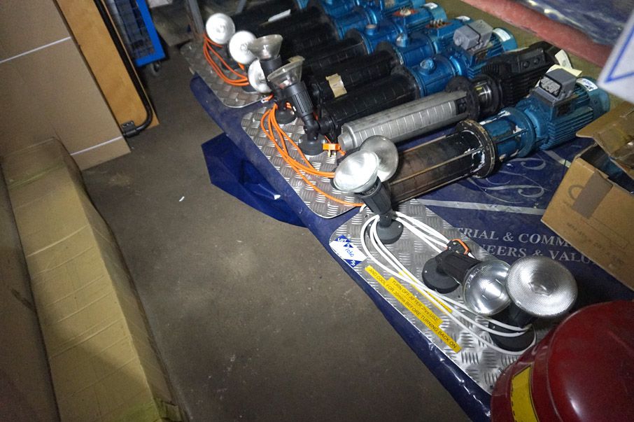 9x 240v electric spotlights on backing plates - Lo...