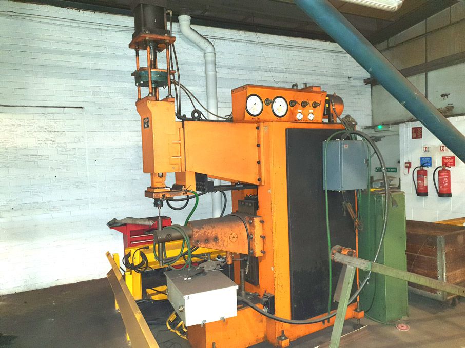 Meritus VSH150A3 150kva spot welder - Lot Located...