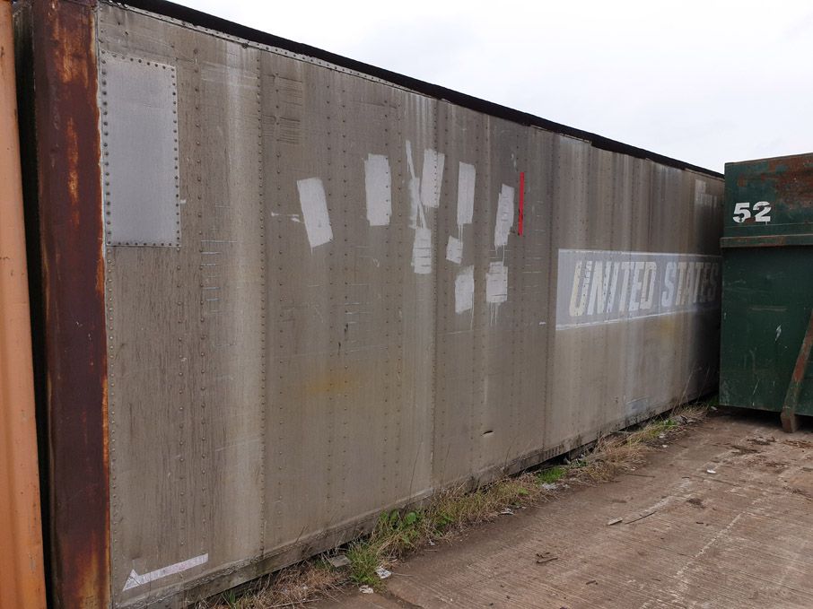 Mitsubishi 40ft shipping container - Lot Located a...