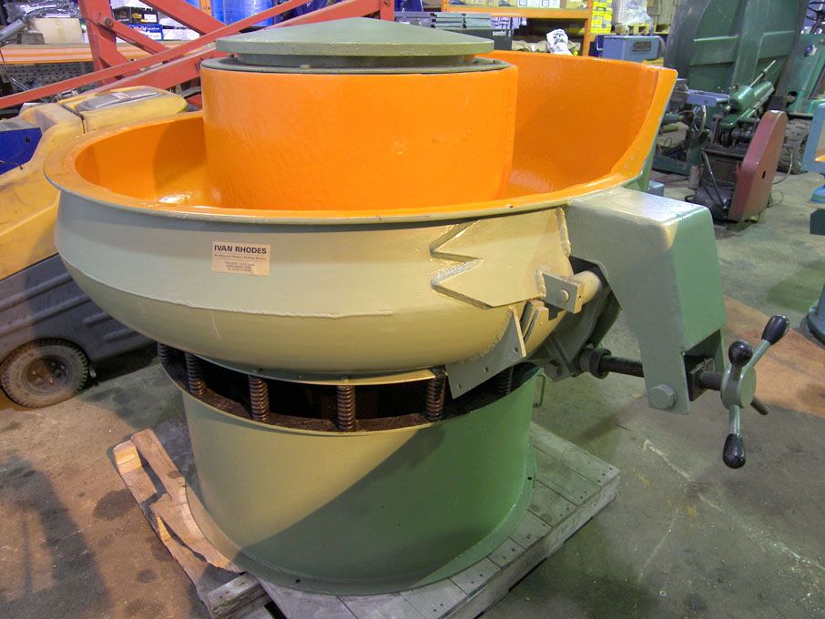 Reni Carrillo 1500mm rotary vibratory bowl (Refurb...