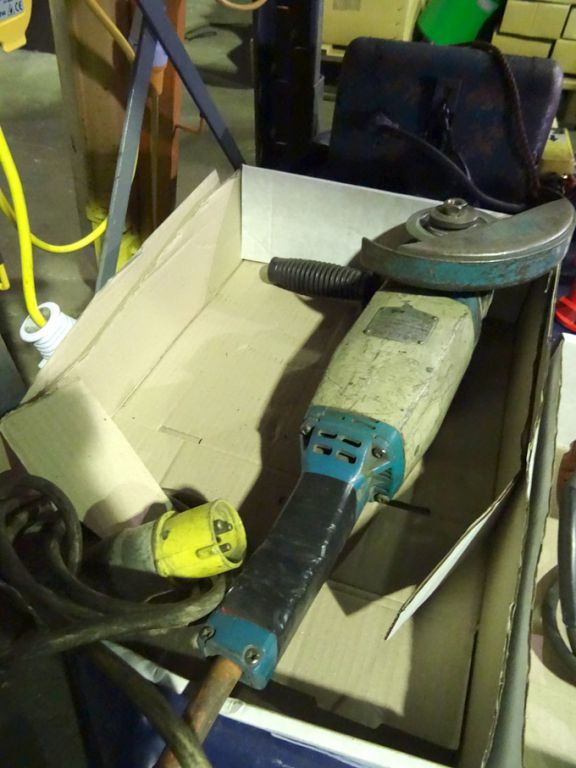 Wolf 110v angle grinder - lot located at: Aunby, L...