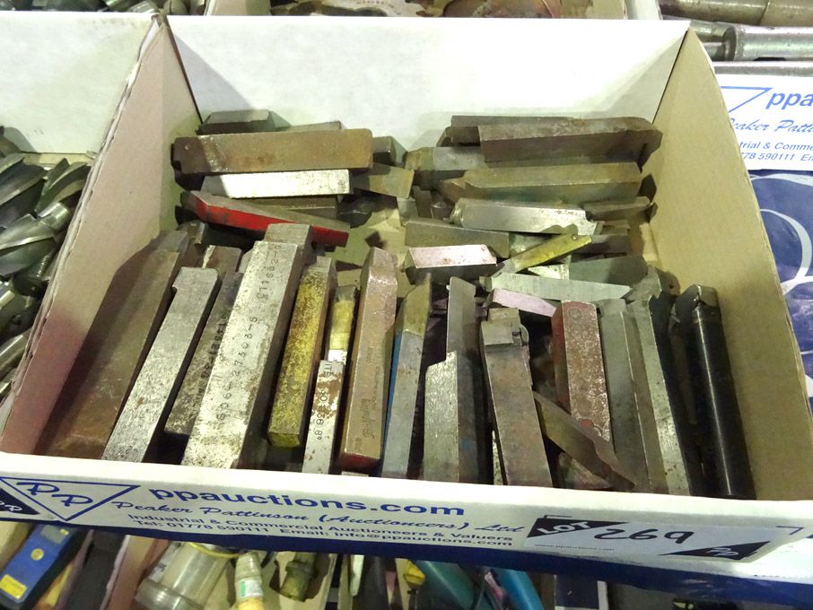 Qty various turning tools - lot located at: Aunby,...