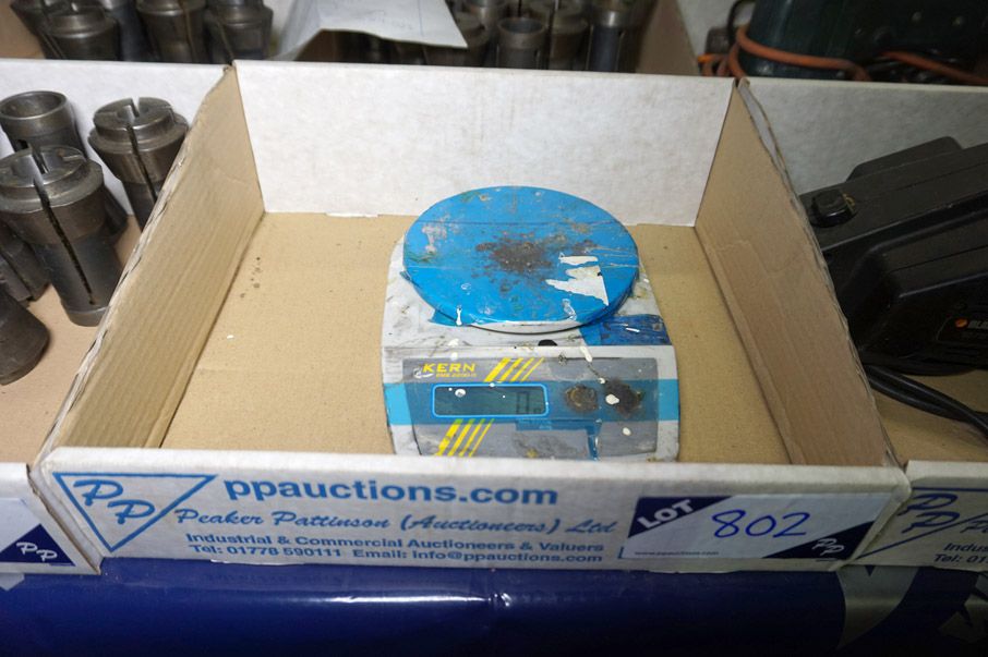 Kern EMB 2200-0 digital scales, 2200g max capacity...