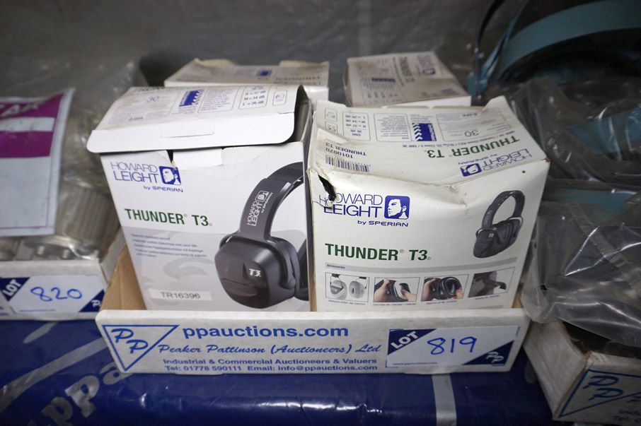 4x Howard Leicht Thunder TS ear protectors (boxed)...