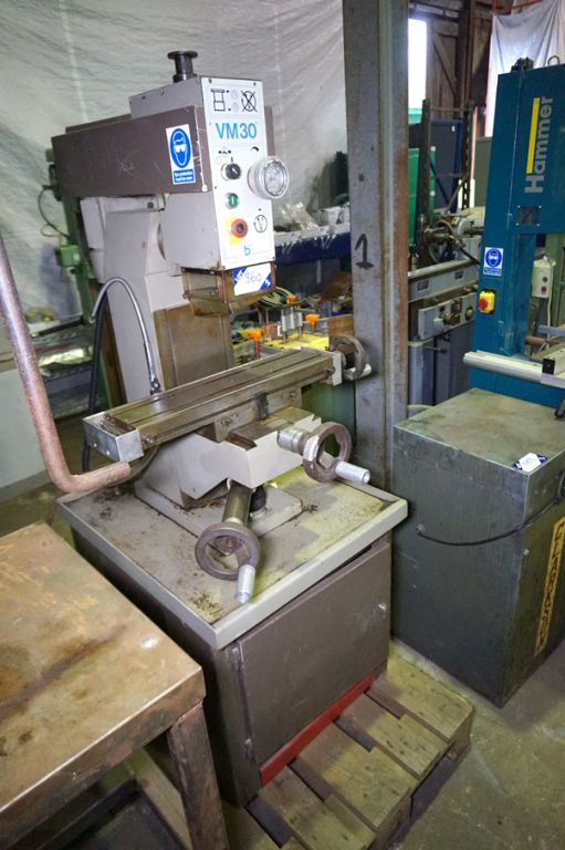Boxford VM30 milling machine, 600x150mm table - Lo...