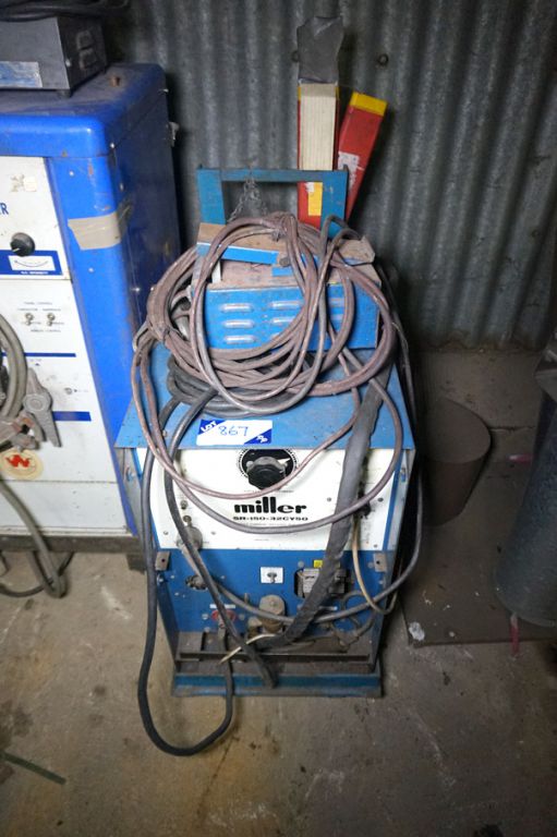 Miller SR-150-32CY50 DC welding machine - Lot Loca...