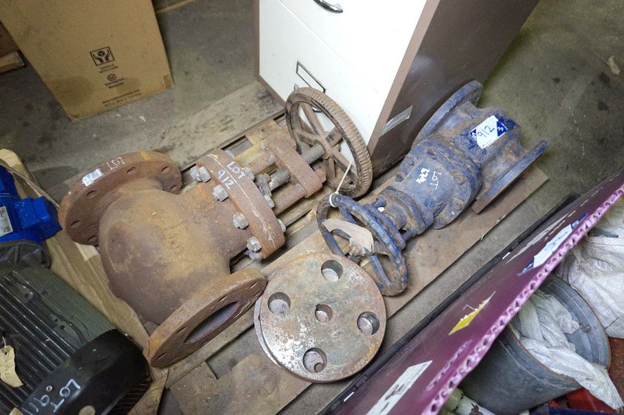 2x high pressure butterfly valves - Lot Located at...