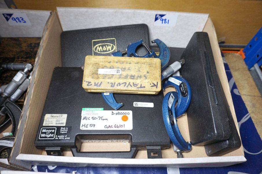 Qty various Moore & Wright metric micrometers - Lo...