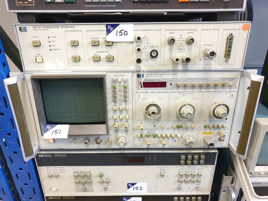 HP 8569B spectrum analyser, 10MHz -22GHz